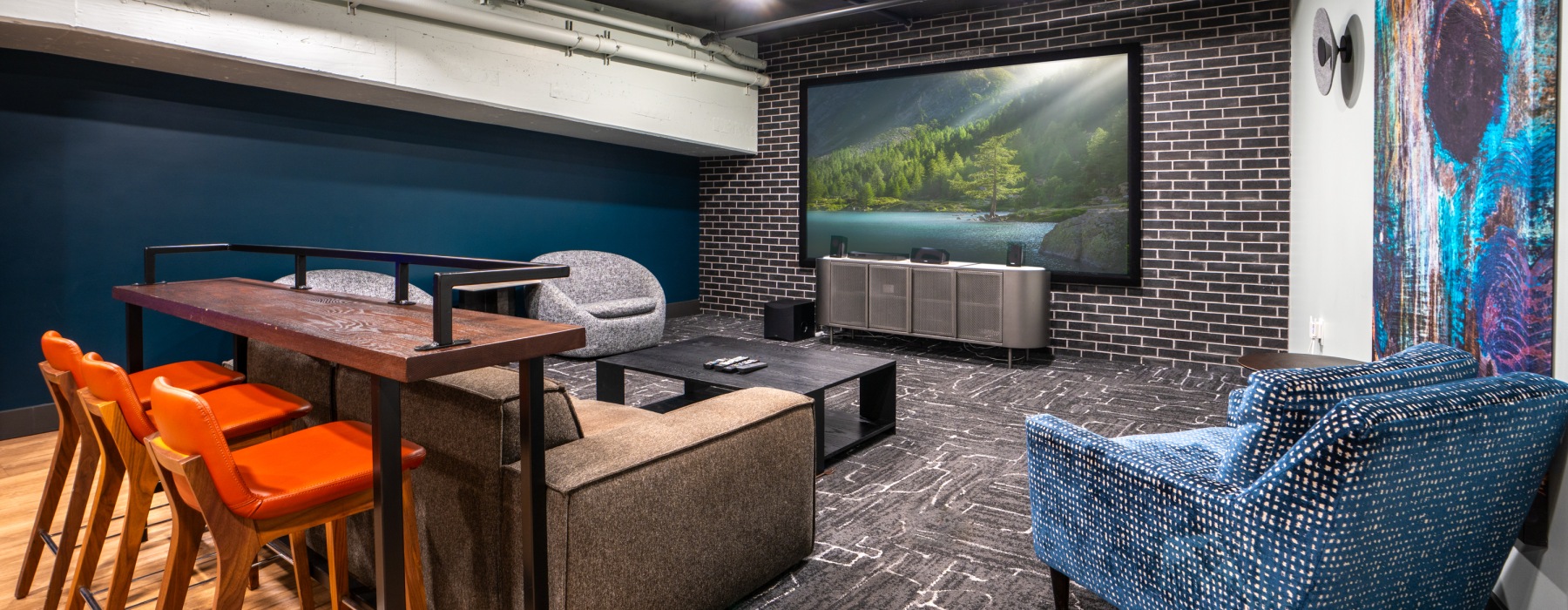 movie room 